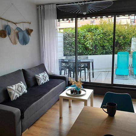 Joli 2 Pieces Sur Le Port Avec Piscine, Terrasse, Parking Apartment Capbreton Ngoại thất bức ảnh