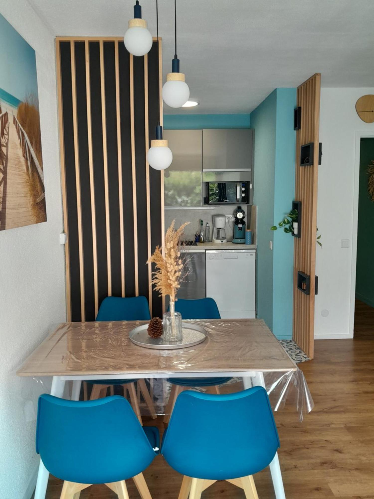 Joli 2 Pieces Sur Le Port Avec Piscine, Terrasse, Parking Apartment Capbreton Ngoại thất bức ảnh