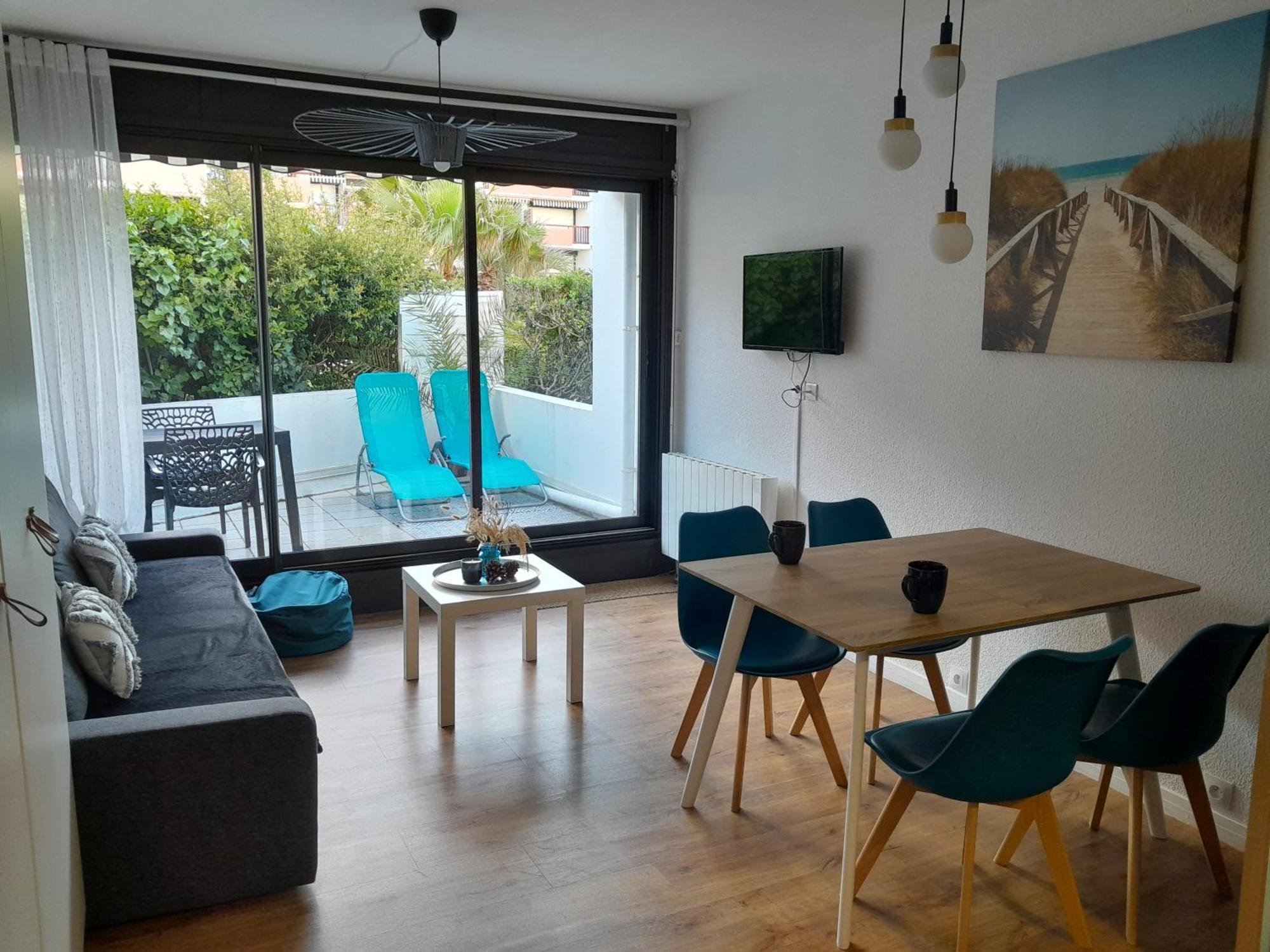 Joli 2 Pieces Sur Le Port Avec Piscine, Terrasse, Parking Apartment Capbreton Ngoại thất bức ảnh