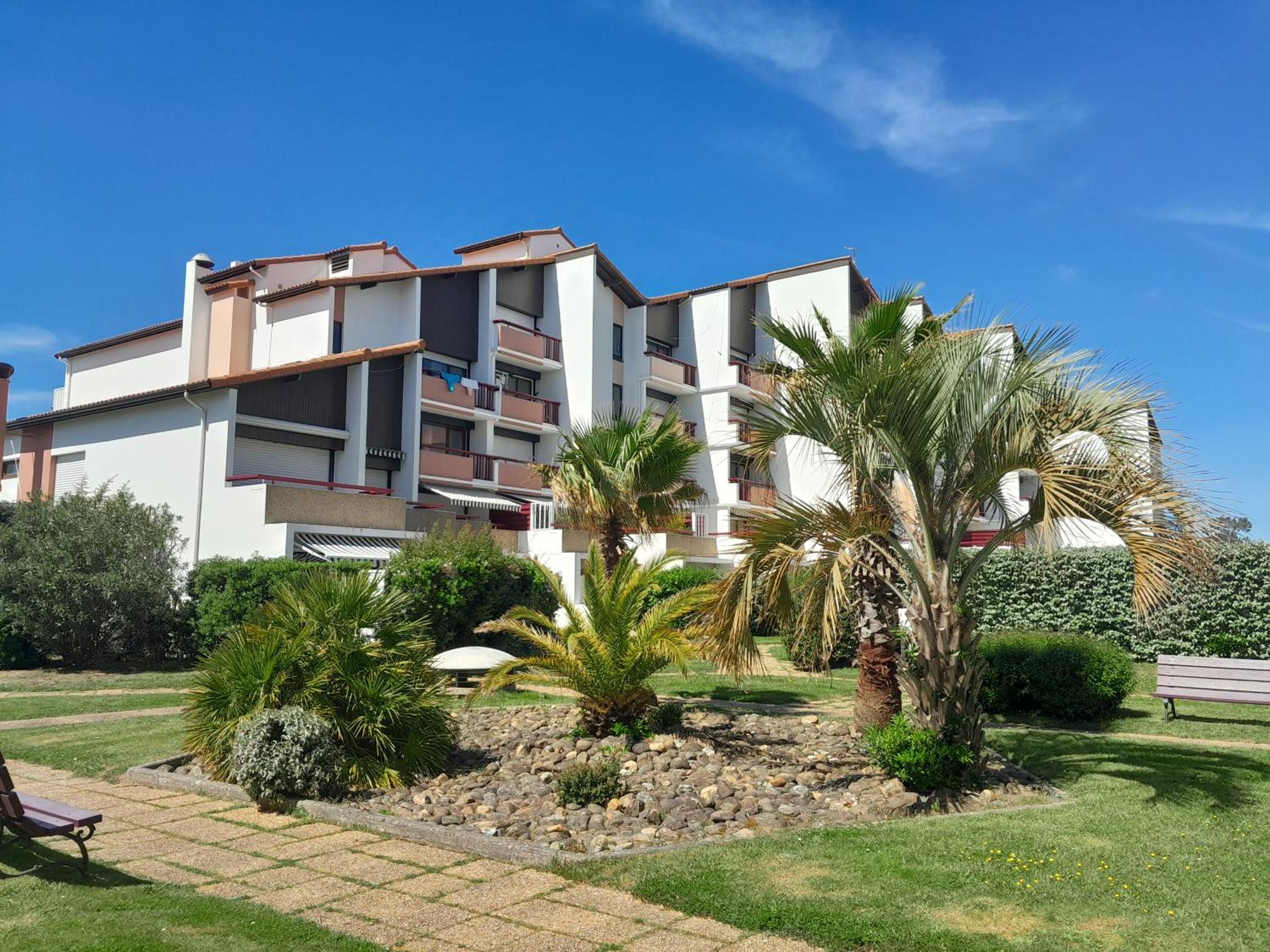 Joli 2 Pieces Sur Le Port Avec Piscine, Terrasse, Parking Apartment Capbreton Ngoại thất bức ảnh